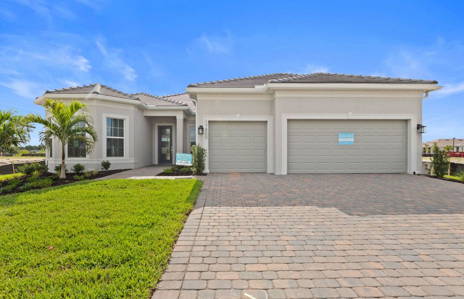 Exterior details and patio area of a home in Del Webb Oak Creek, North Fort Myers (Image 33).