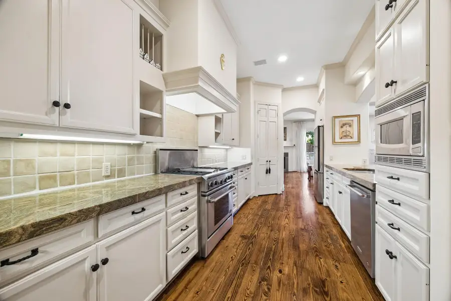 Furnished interior view inside a new home in , Houston (Image 7).