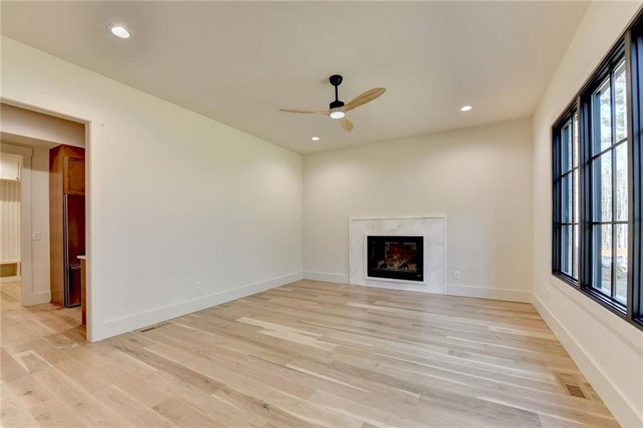 Spacious, unfurnished interior of a new home in , Alpharetta (Image 26). Spacious, unfurnished interior of a new home in , Alpharetta (Image 26).