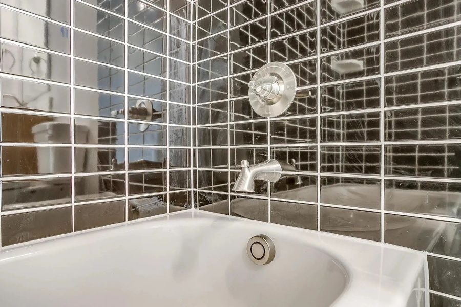 Representative furnished interior of a home built from the The Brazos by Elmwood Custom Homes in Ranch at Stone Hill, Waxahachie (Image 12). Representative furnished interior of a home built from the The Brazos by Elmwood Custom Homes in Ranch at Stone Hill, Waxahachie (Image 12).