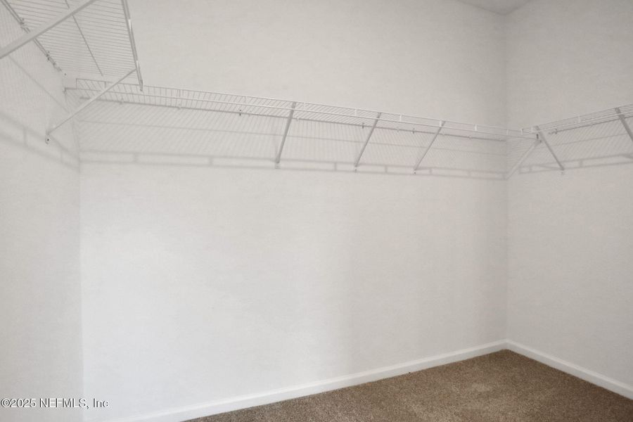 Spacious, unfurnished interior of a new home in Jennings Farm, Middleburg (Image 37). Spacious, unfurnished interior of a new home in Jennings Farm, Middleburg (Image 37).