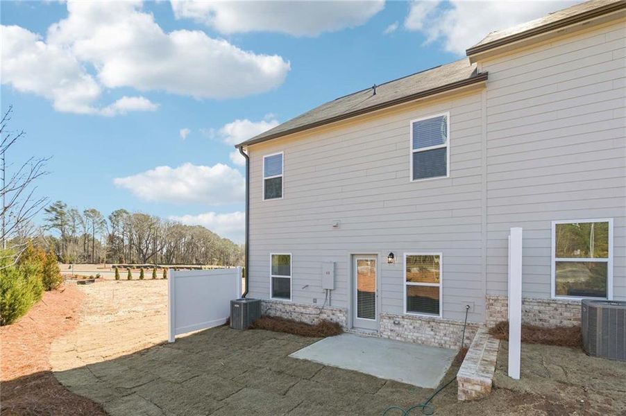 Exterior details and patio area of a home in Leydenview, Mableton (Image 29).