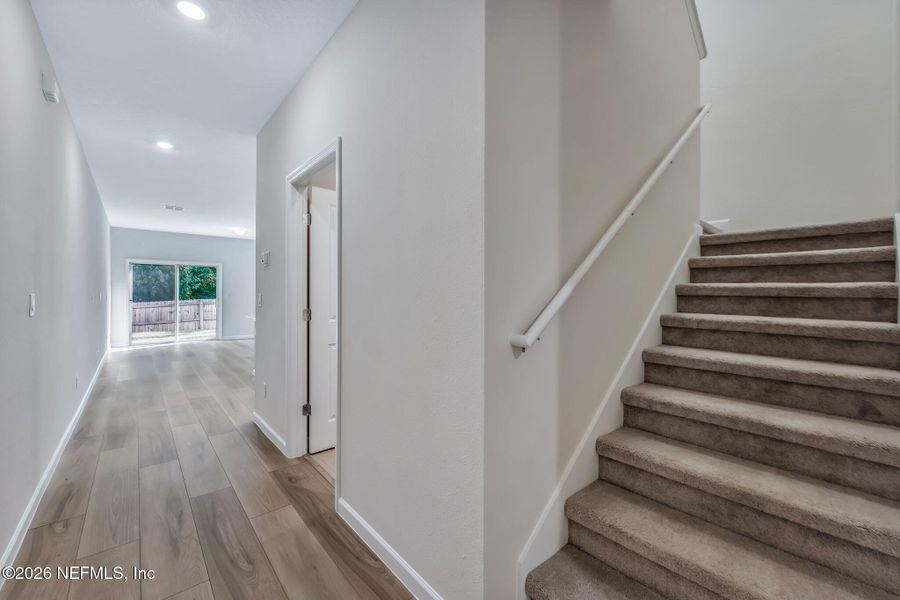 Spacious, unfurnished interior of a new home in , Orange Park (Image 11).