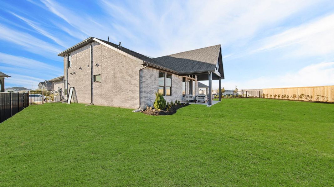 From every angle that you look, this yard expands on all sides stretching far and wide. With plenty of room for a future pool! From every angle that you look, this yard expands on all sides stretching far and wide. With plenty of room for a future pool!