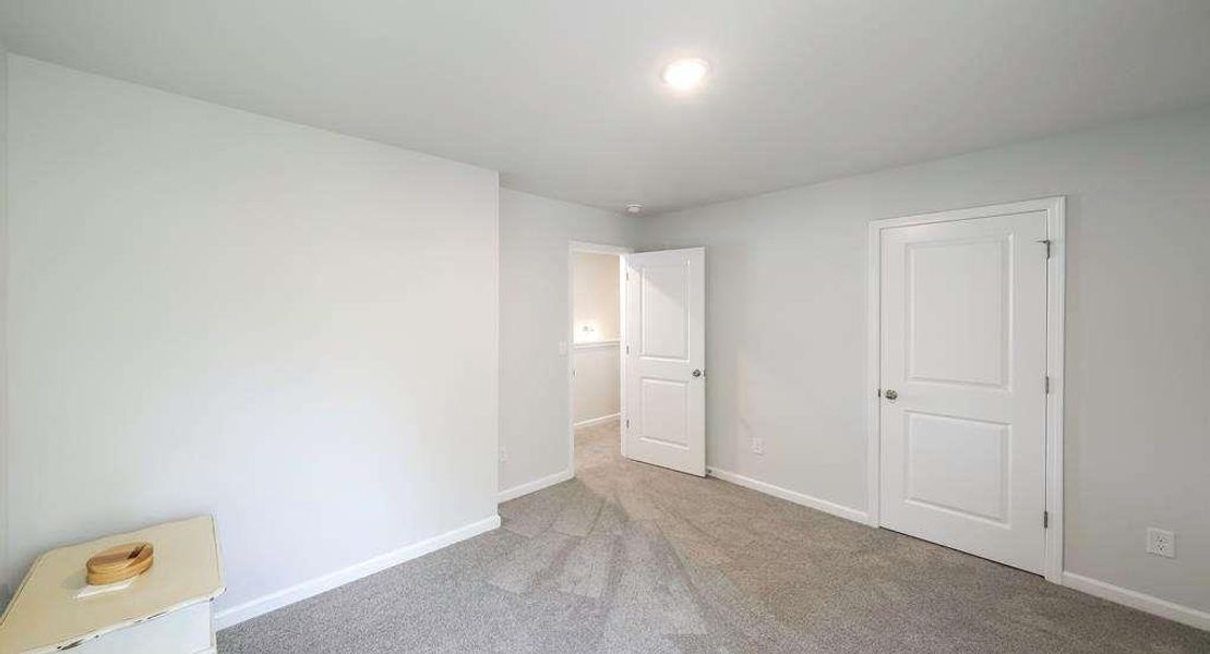 Spacious, unfurnished interior of a new home in , Bremen (Image 25).