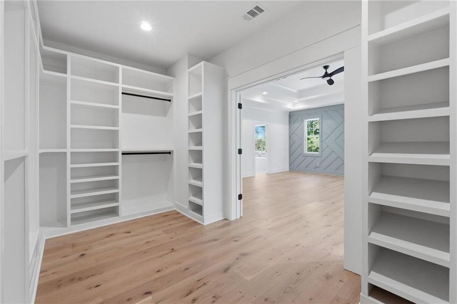 Spacious, unfurnished interior of a new home in , Bethlehem (Image 86).