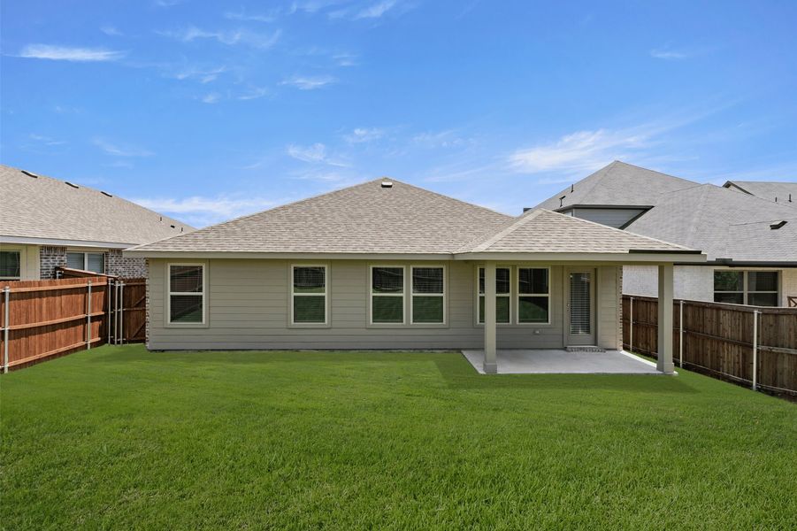 Front exterior of a new home in De Berry Reserve, Royse City, TX, highlighting curb appeal (Image 27). Front exterior of a new home in De Berry Reserve, Royse City, TX, highlighting curb appeal (Image 27).