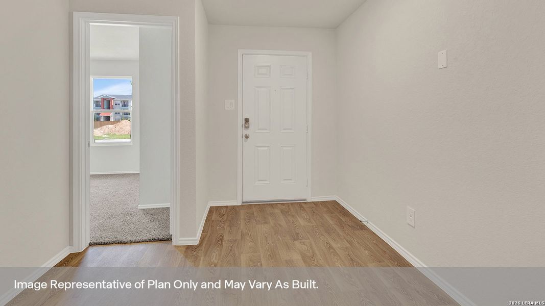 Spacious, unfurnished interior of a new home in Navarro Fields, Seguin (Image 18).
