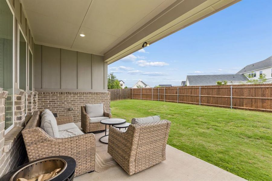 Exterior details and patio area of a home in , Aledo (Image 4).