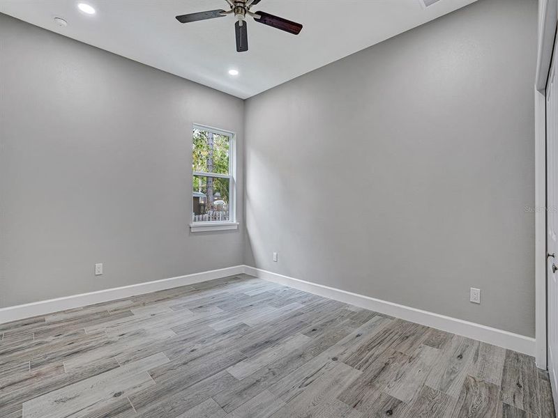 Spacious, unfurnished interior of a new home in , Safety Harbor (Image 38).
