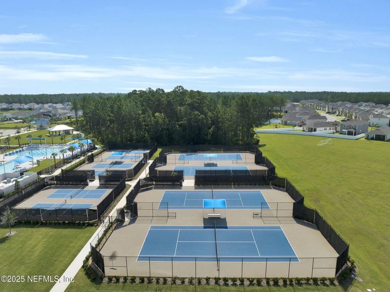 Community amenities in Courtney Chase, St. Augustine (Image 38).