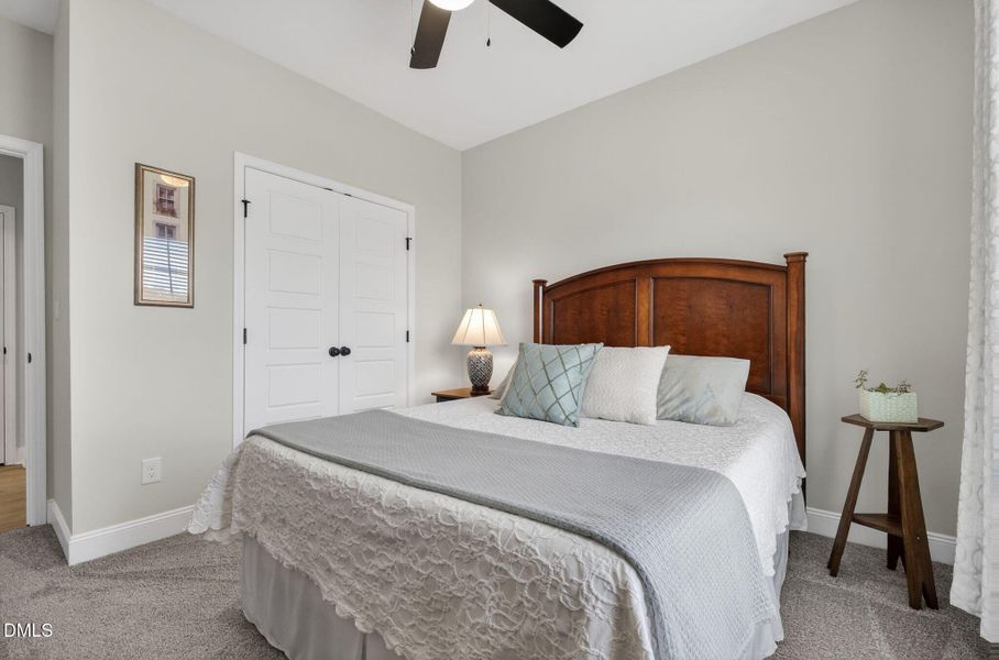 Ceiling fans & Spacious closets