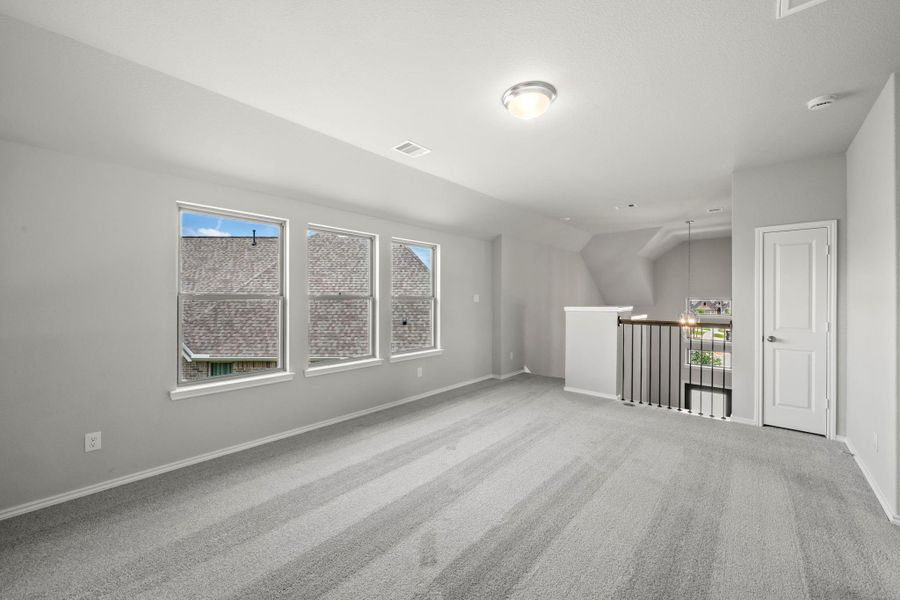 Spacious, unfurnished interior of a new home in Escondido, Magnolia (Image 25). Spacious, unfurnished interior of a new home in Escondido, Magnolia (Image 25).