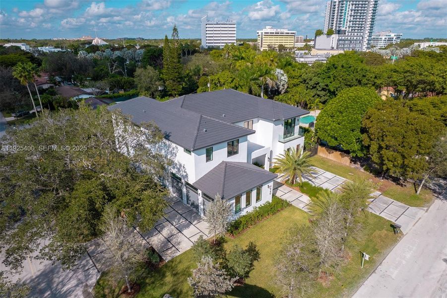 Image 63 of a home in .