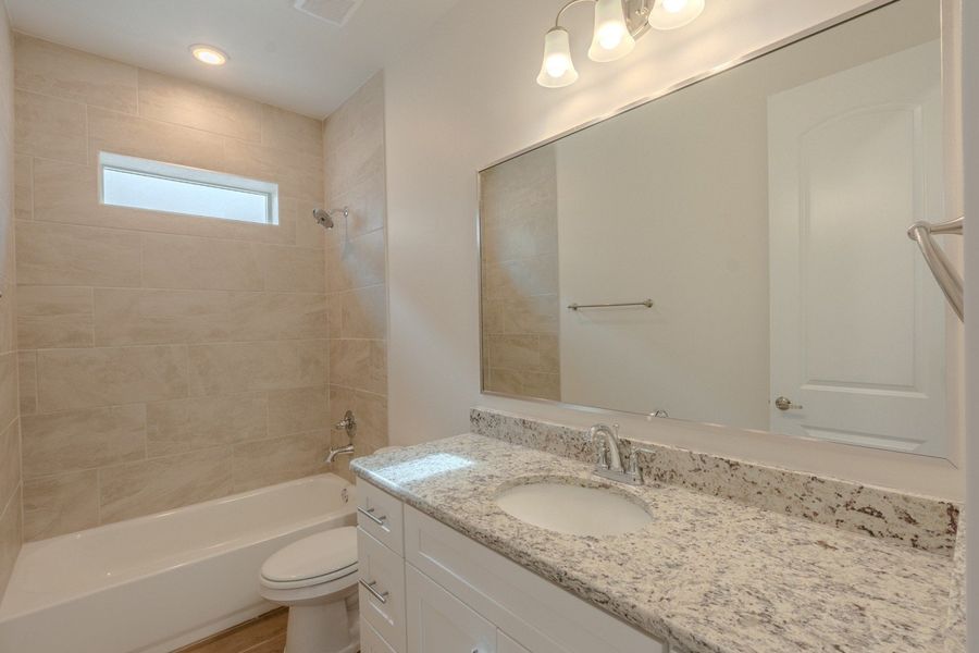 Furnished interior view inside a new home in Paseo Del Este, El Paso (Image 16).