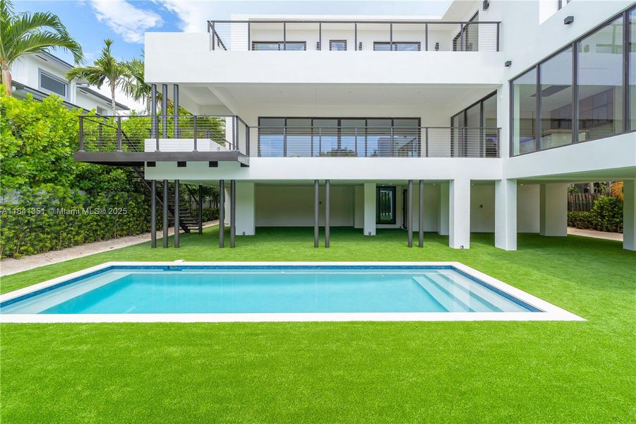 Exterior details and patio area of a home in , Key Biscayne (Image 28). Exterior details and patio area of a home in , Key Biscayne (Image 28).