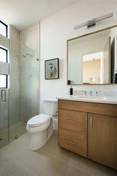 Furnished interior view inside a new home in , Orlando (Image 11).