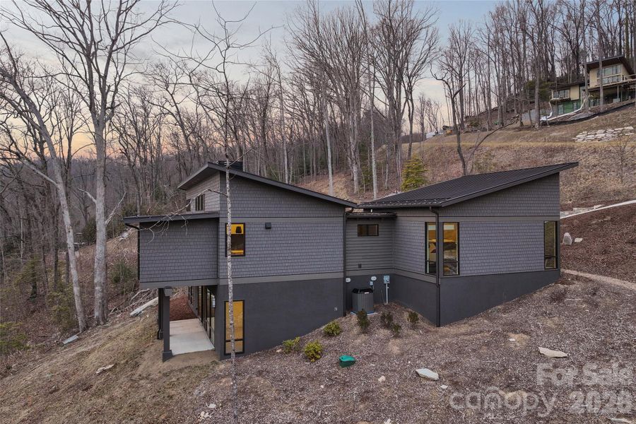 In-progress construction of a new home in , Hendersonville, NC (Image 32). In-progress construction of a new home in , Hendersonville, NC (Image 32).
