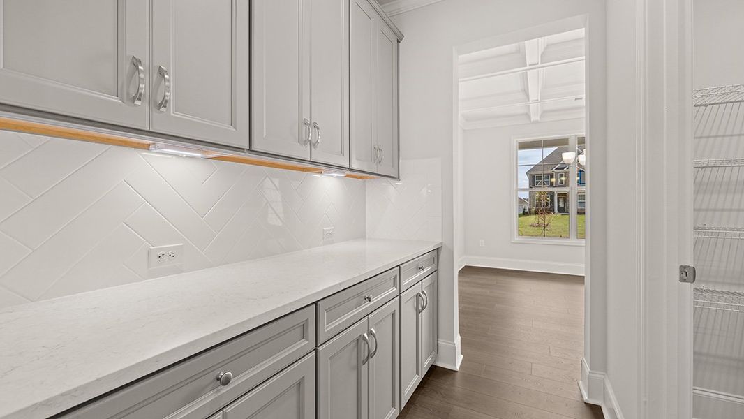 Representative furnished interior of a home built from the BELLVIEW by D.R. Horton in Hamptons at Riverwood South, Dallas (Image 11).