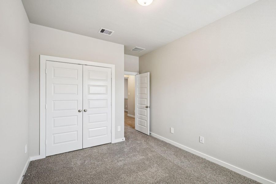 Photo is not of the actual home but is an inspirational photo of builder’s model home and may depict options, furnishings, and/or decorator features that are not included. Photo is not of the actual home but is an inspirational photo of builder’s model home and may depict options, furnishings, and/or decorator features that are not included.