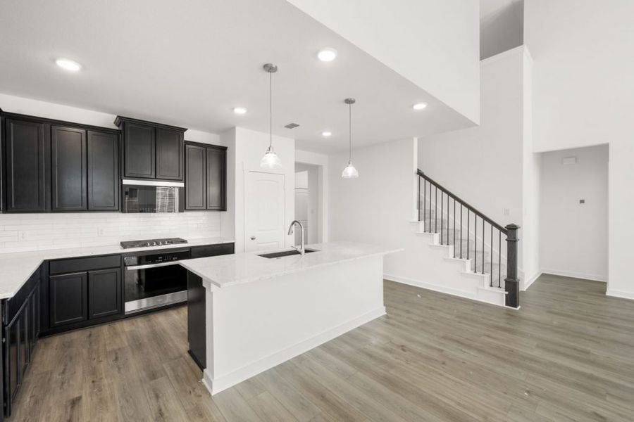 Representative furnished interior of a home built from the Ironwood II Katy Lakes 50s by Brohn Homes in Katy Lakes, Katy (Image 6).