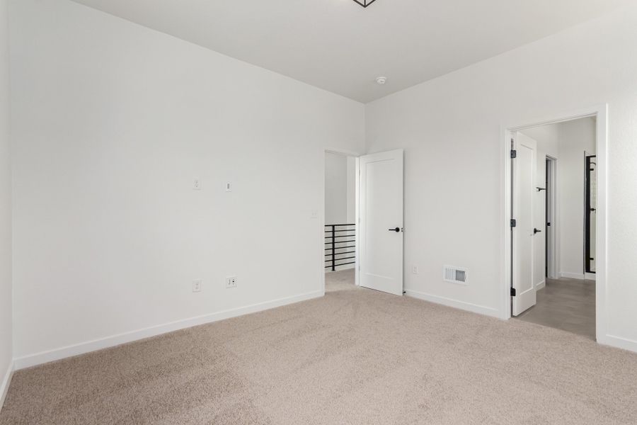 Spacious, unfurnished interior of a new home in Painted Prairie, Aurora (Image 15).