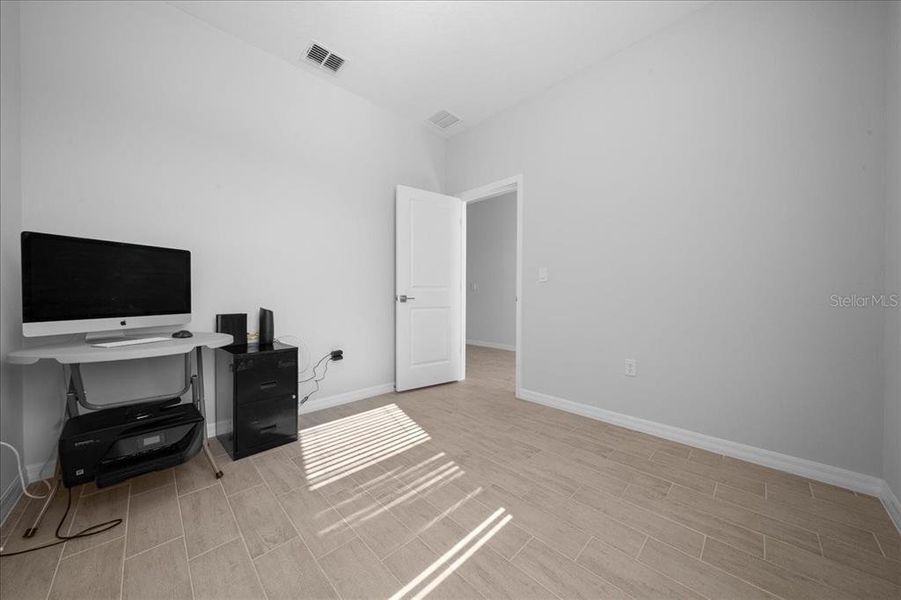 Spacious, unfurnished interior of a new home in Ocala, Ocala (Image 24).