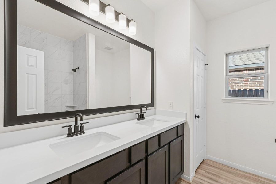 Hall bath (*Photo not of actual home and used for illustration purposes only.) Hall bath (*Photo not of actual home and used for illustration purposes only.)