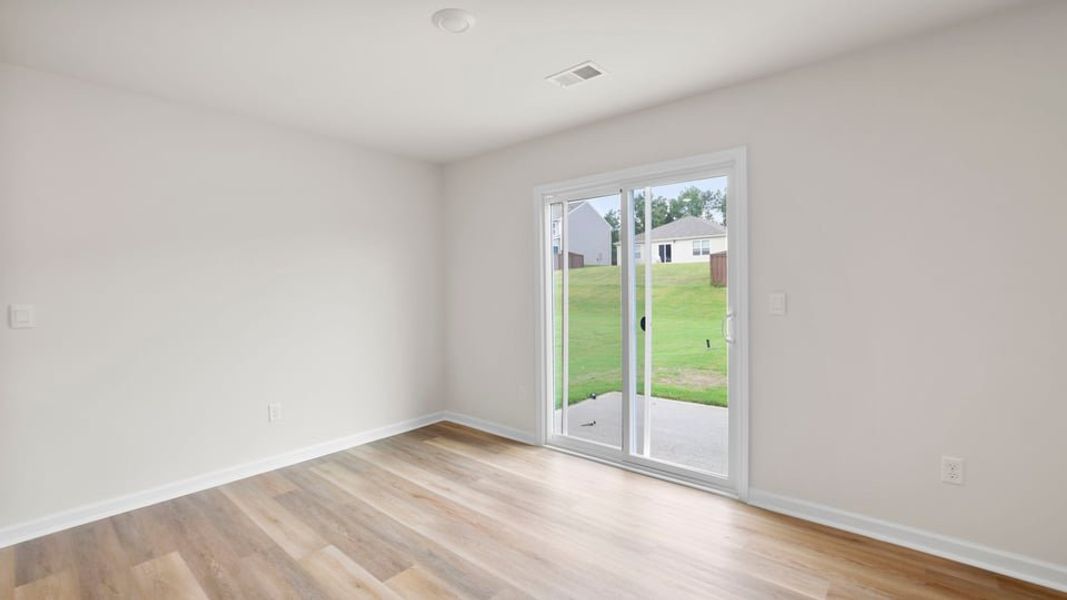 Spacious, unfurnished interior of a new home in Bentley Park, Greenwood (Image 23). Spacious, unfurnished interior of a new home in Bentley Park, Greenwood (Image 23).
