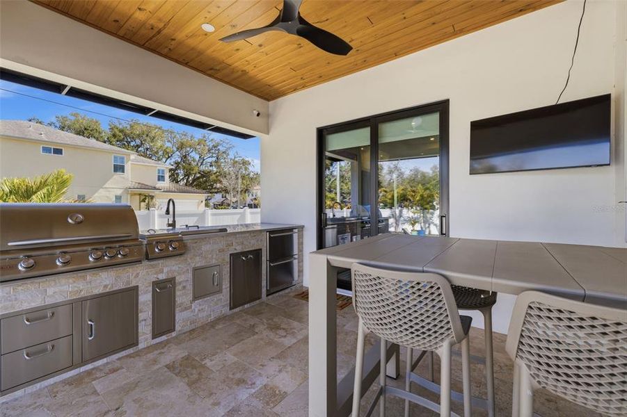 Exterior details and patio area of a home in , Tampa (Image 27).
