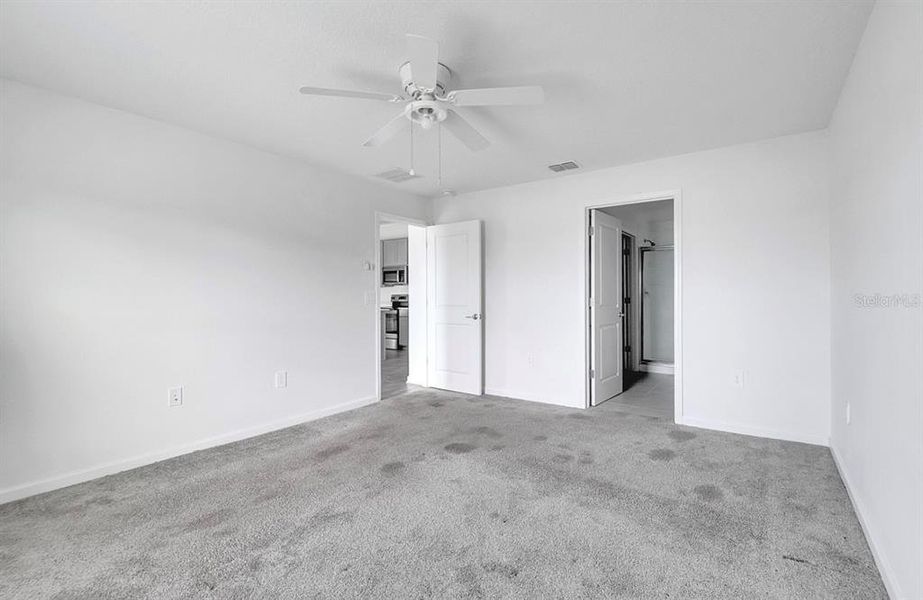 Spacious, unfurnished interior of a new home in Old Hickory: Brookstone Collection, St. Cloud (Image 8).