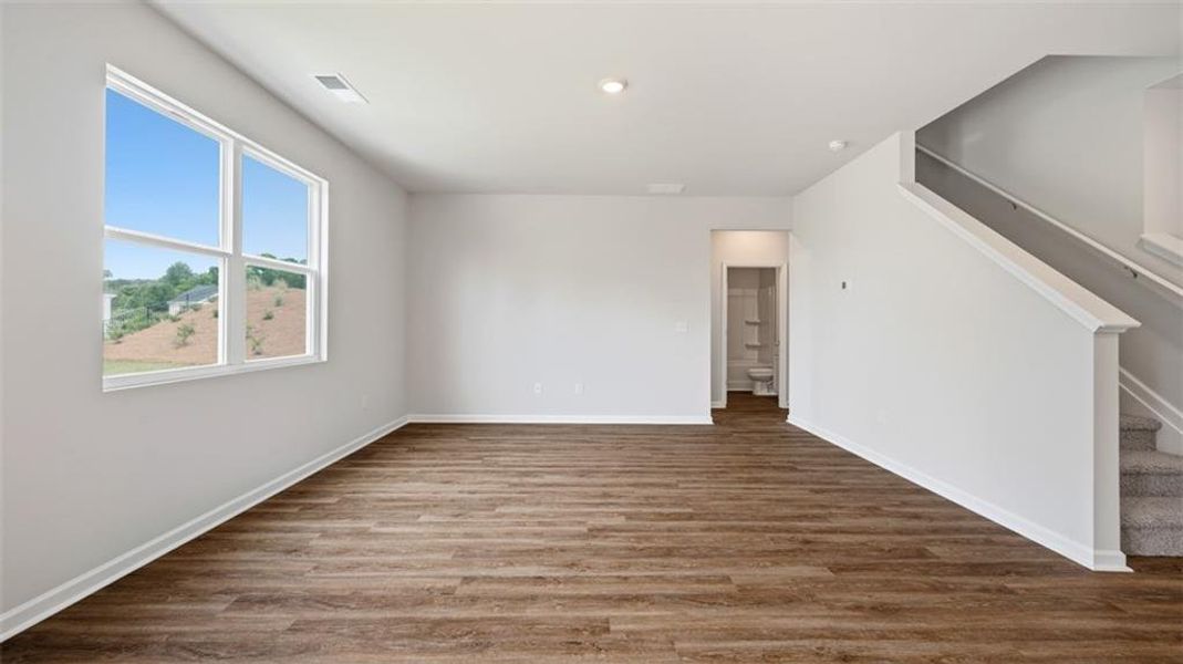 Spacious, unfurnished interior of a new home in Twin Lakes, Hoschton (Image 20). Spacious, unfurnished interior of a new home in Twin Lakes, Hoschton (Image 20).