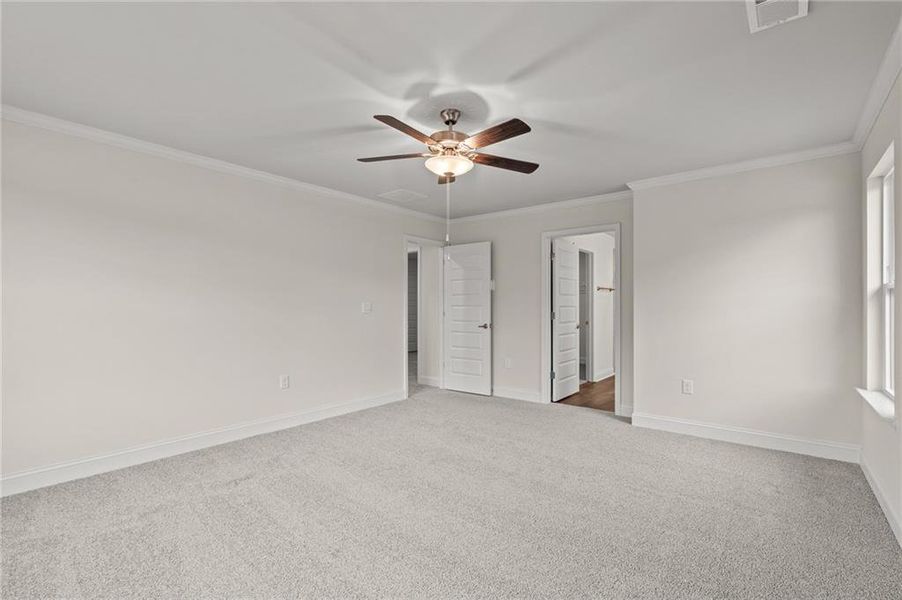 Spacious, unfurnished interior of a new home in Canterbury Villas, Carrollton (Image 15).