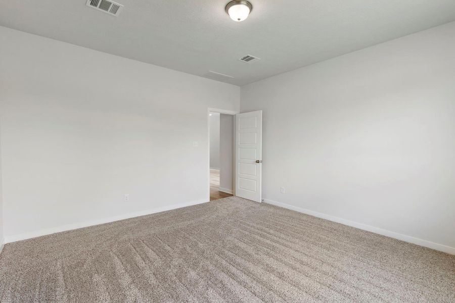 Spacious, unfurnished interior of a new home in , Huntsville (Image 28). Spacious, unfurnished interior of a new home in , Huntsville (Image 28).