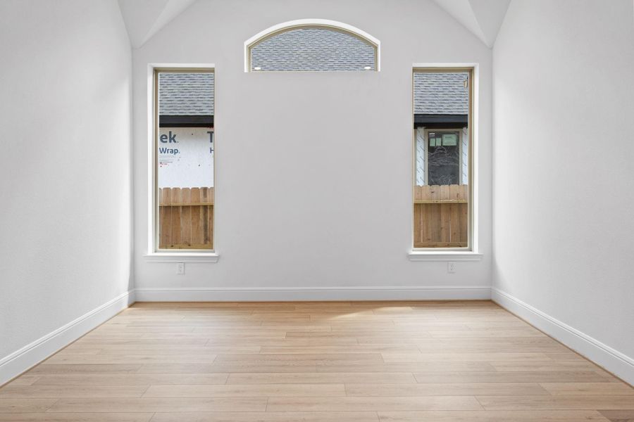 Spacious, unfurnished interior of a new home in Coastal Point, League City (Image 19).