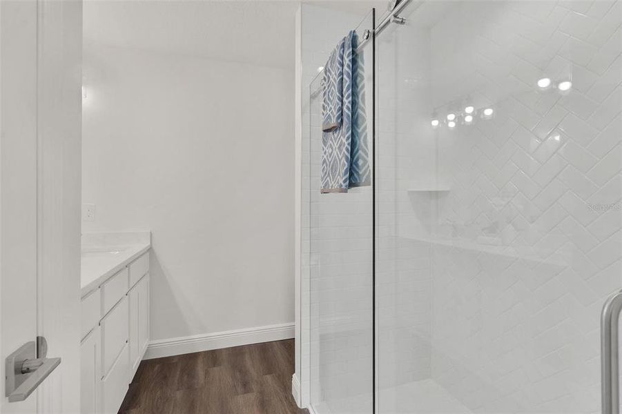 Furnished interior view inside a new home in , Leesburg (Image 5).