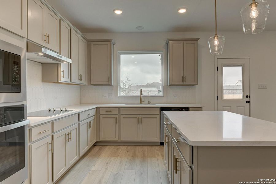 Furnished interior view inside a new home in , Schertz (Image 9).