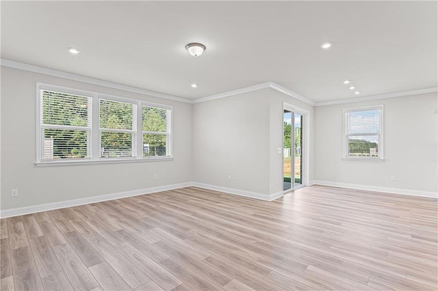 Spacious, unfurnished interior of a new home in Overland, Locust Grove (Image 12).