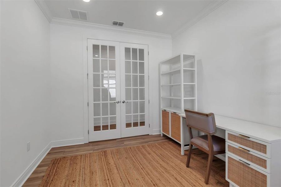 Furnished interior view inside a new home in Del Webb BayView, Parrish (Image 8). Furnished interior view inside a new home in Del Webb BayView, Parrish (Image 8).