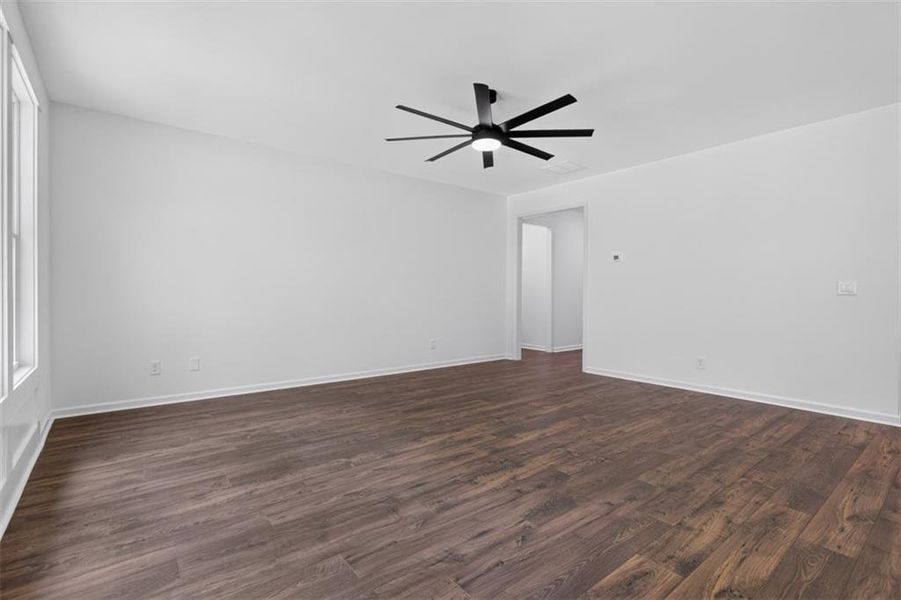 Spacious, unfurnished interior of a new home in , Athens (Image 18).