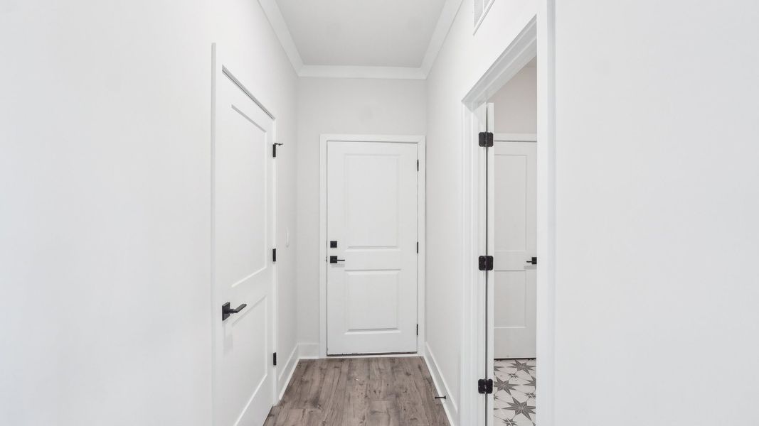 Representative unfurnished interior of a home built from the Sycamore by D.R. Horton in Westport, York (Image 20).
