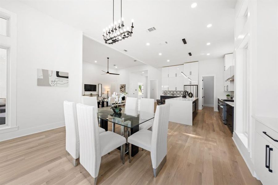 Furnished interior view inside a new home in , Dallas (Image 16).