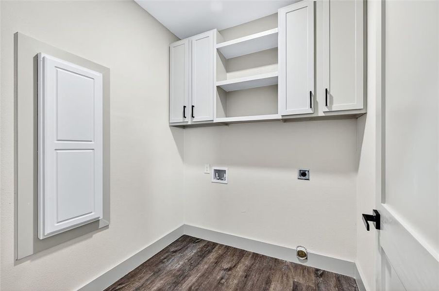 Spacious, unfurnished interior of a new home in , Whitewright (Image 25). Spacious, unfurnished interior of a new home in , Whitewright (Image 25).