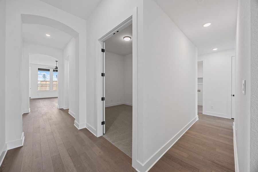 Spacious, unfurnished interior of a new home in Flora, Hutto (Image 21).