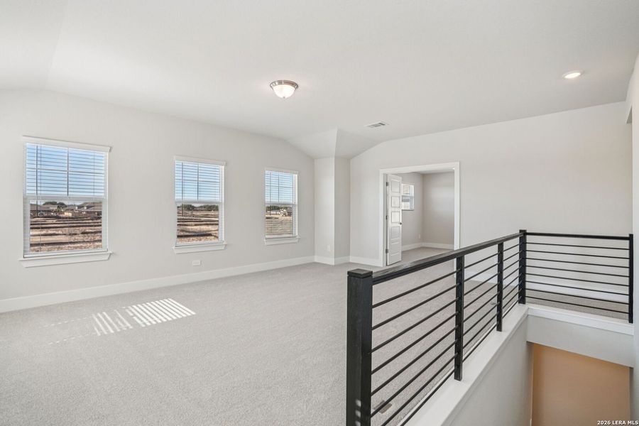 Spacious, unfurnished interior of a new home in Carmel Ranch, Schertz (Image 36).