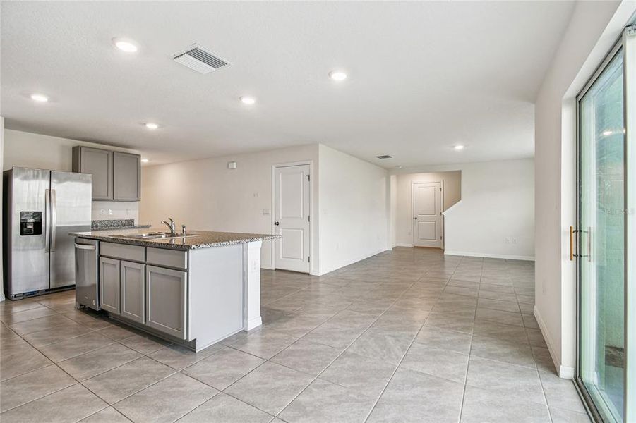 Furnished interior view inside a new home in River Park, Temple Terrace (Image 15). Furnished interior view inside a new home in River Park, Temple Terrace (Image 15).