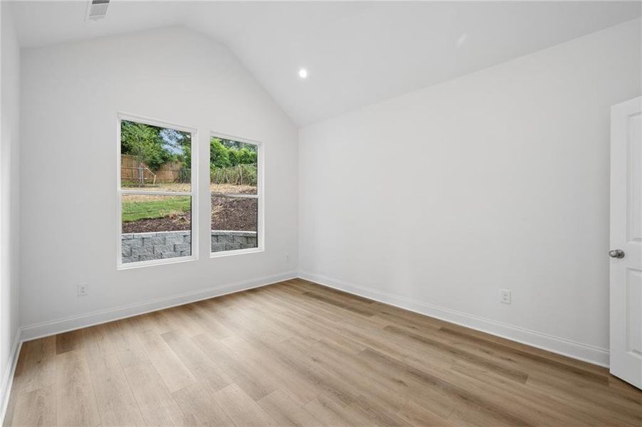 Spacious, unfurnished interior of a new home in , Atlanta (Image 15).