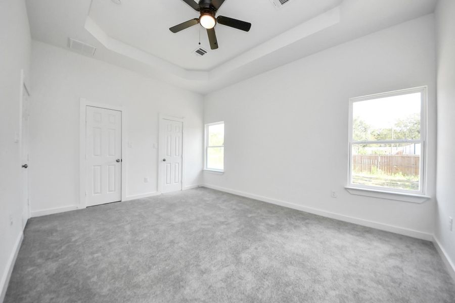 Spacious, unfurnished interior of a new home in , Splendora (Image 18).