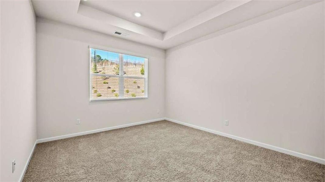 Spacious, unfurnished interior of a new home in Poplar Preserve, Newnan (Image 23).