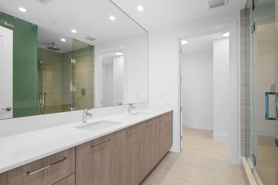 Furnished interior view inside a new home in Selene Oceanfront Residences, Fort Lauderdale (Image 7).